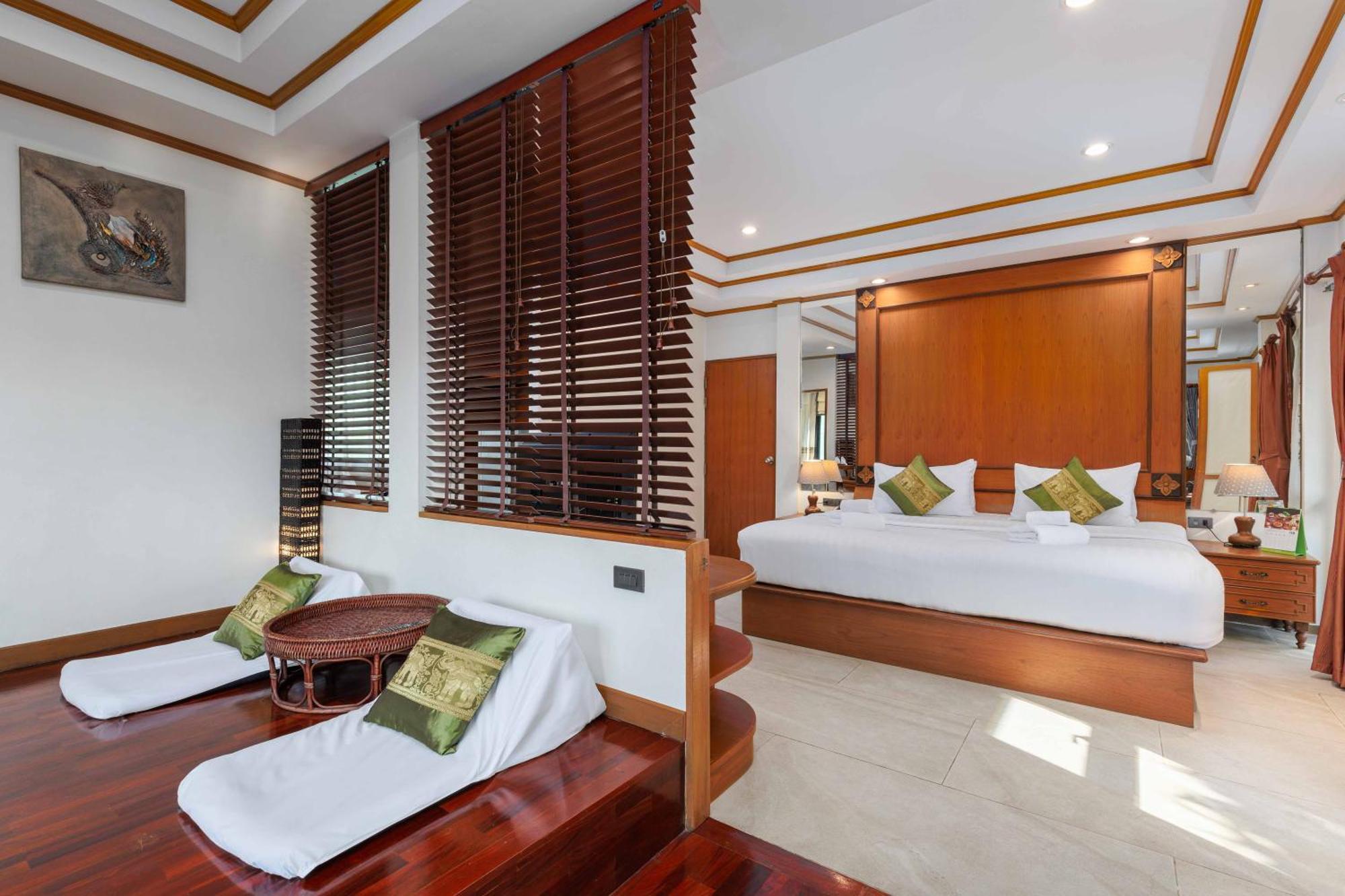 Charlie House Pin Klao Otel Bangkok Dış mekan fotoğraf